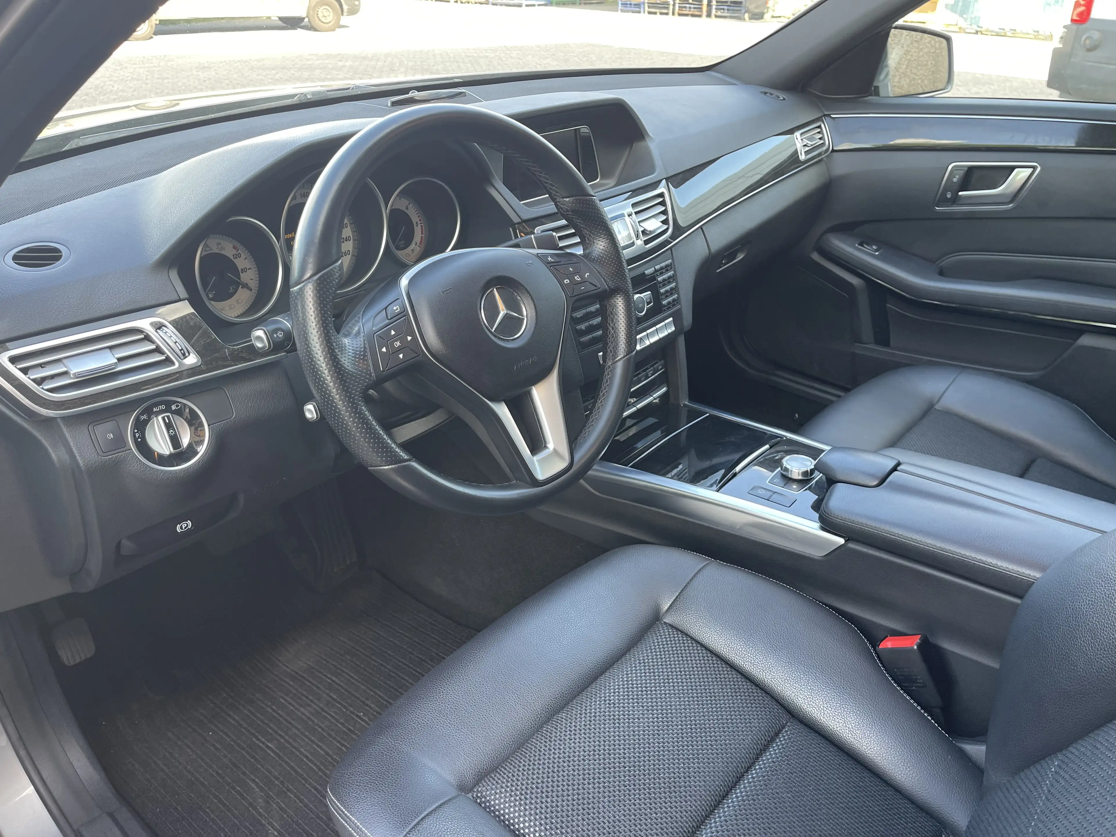 Mercedes-Benz E 250 CDI T 4Matic Avantgarde Voll 2.H 7G-TRONIC Top — photo 3