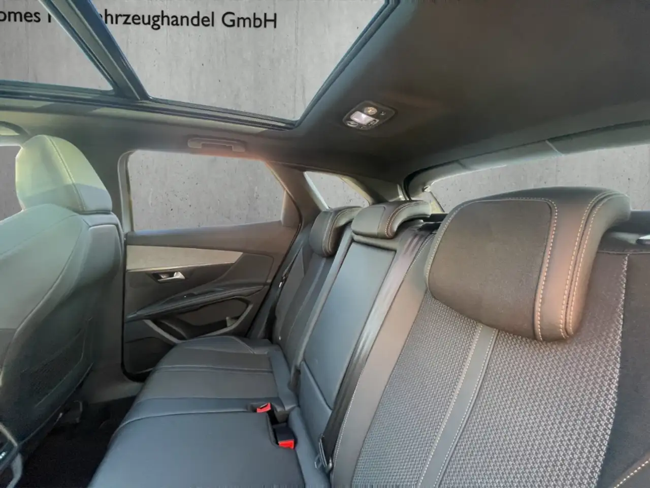 Peugeot 3008 GT PT 130 EAT8 PANO LED ACC SHZ Navi Digitales Coc, миниатюра 8