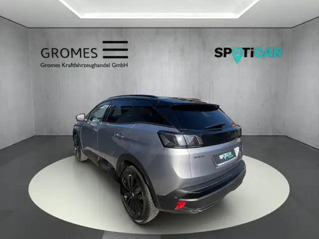 Peugeot 3008 view 5