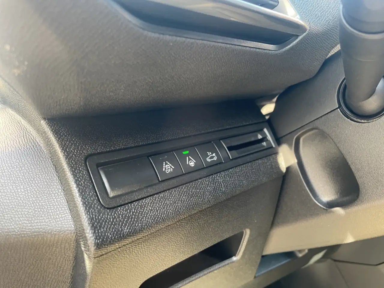 Peugeot 3008 GT PT 130 EAT8 PANO LED ACC SHZ Navi Digitales Coc, миниатюра 20