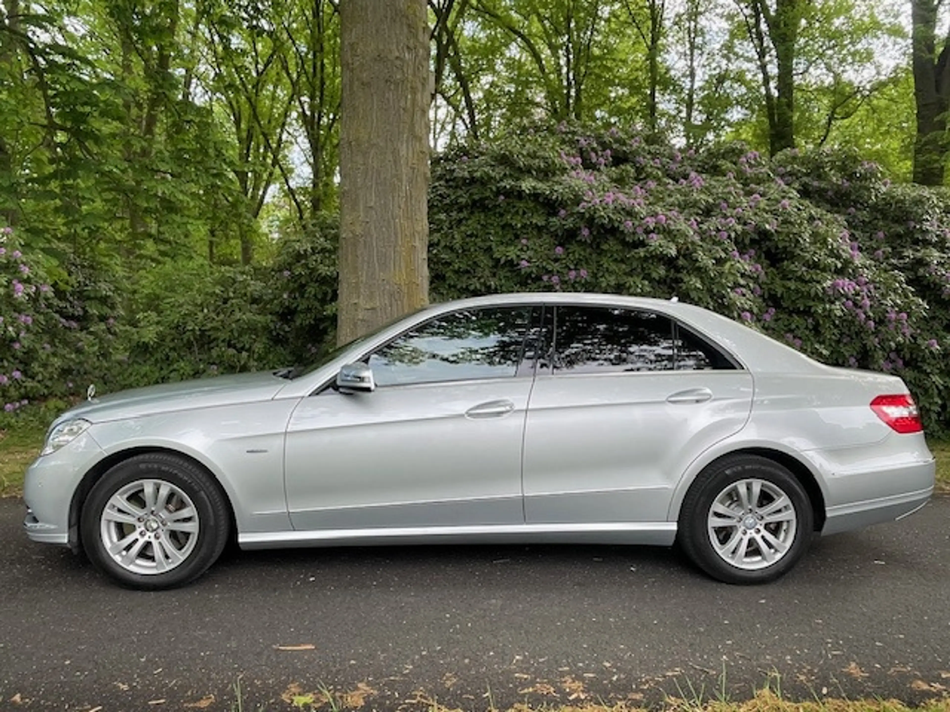 Mercedes-Benz E 250 CGI Business Class Elegance — photo 6