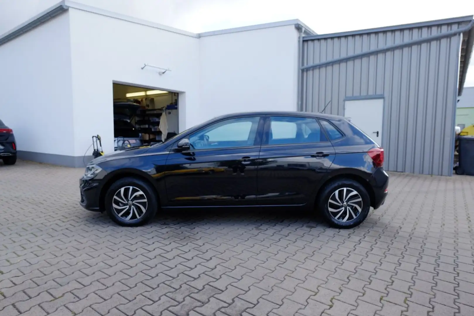 Volkswagen Polo 1.0 TSI Life DSG ACC/Kam/iQDrive/LED/AppC Siyah - 2