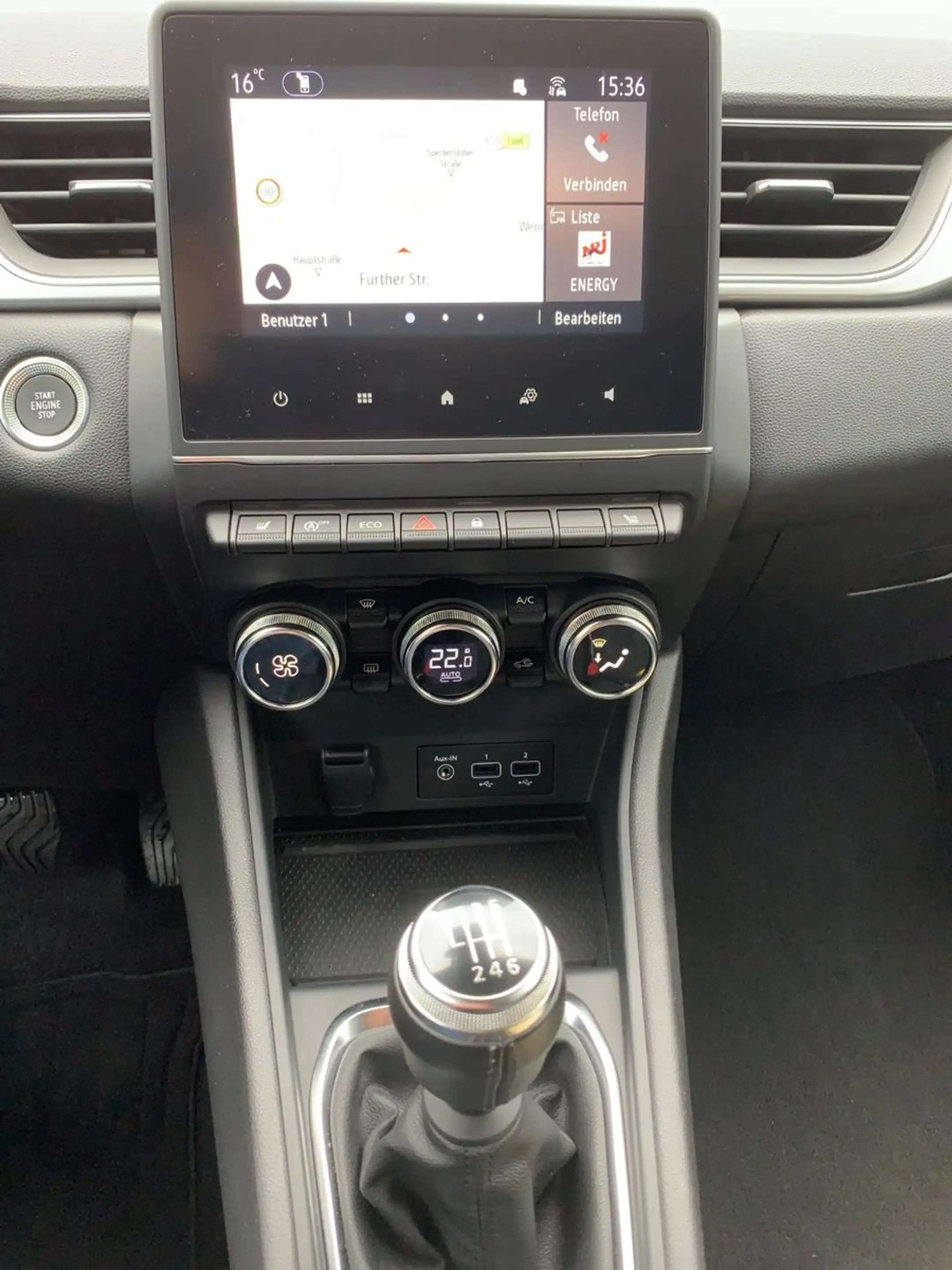 Renault Captur II Intens — photo 8