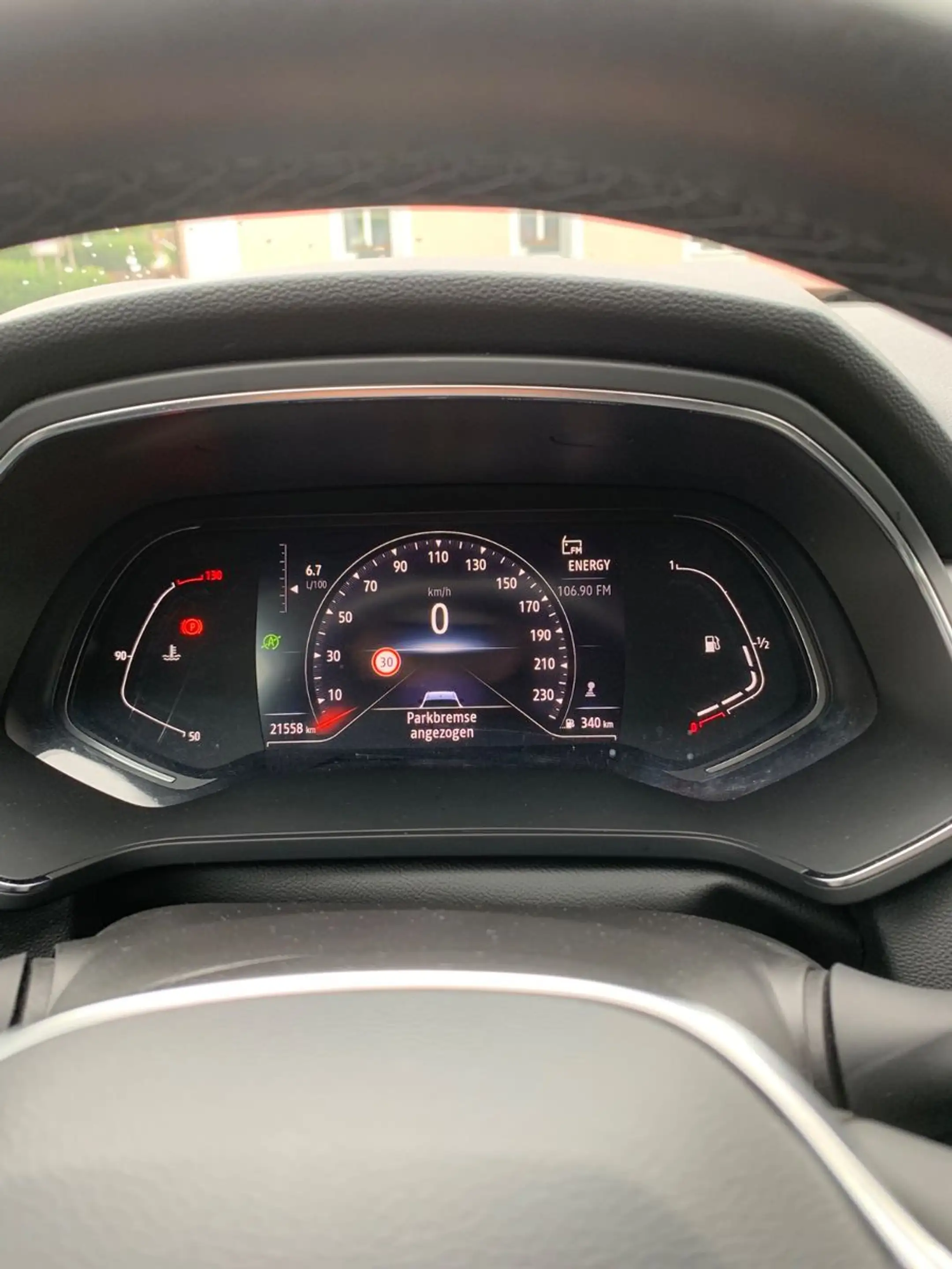 Renault Captur II Intens — photo 7