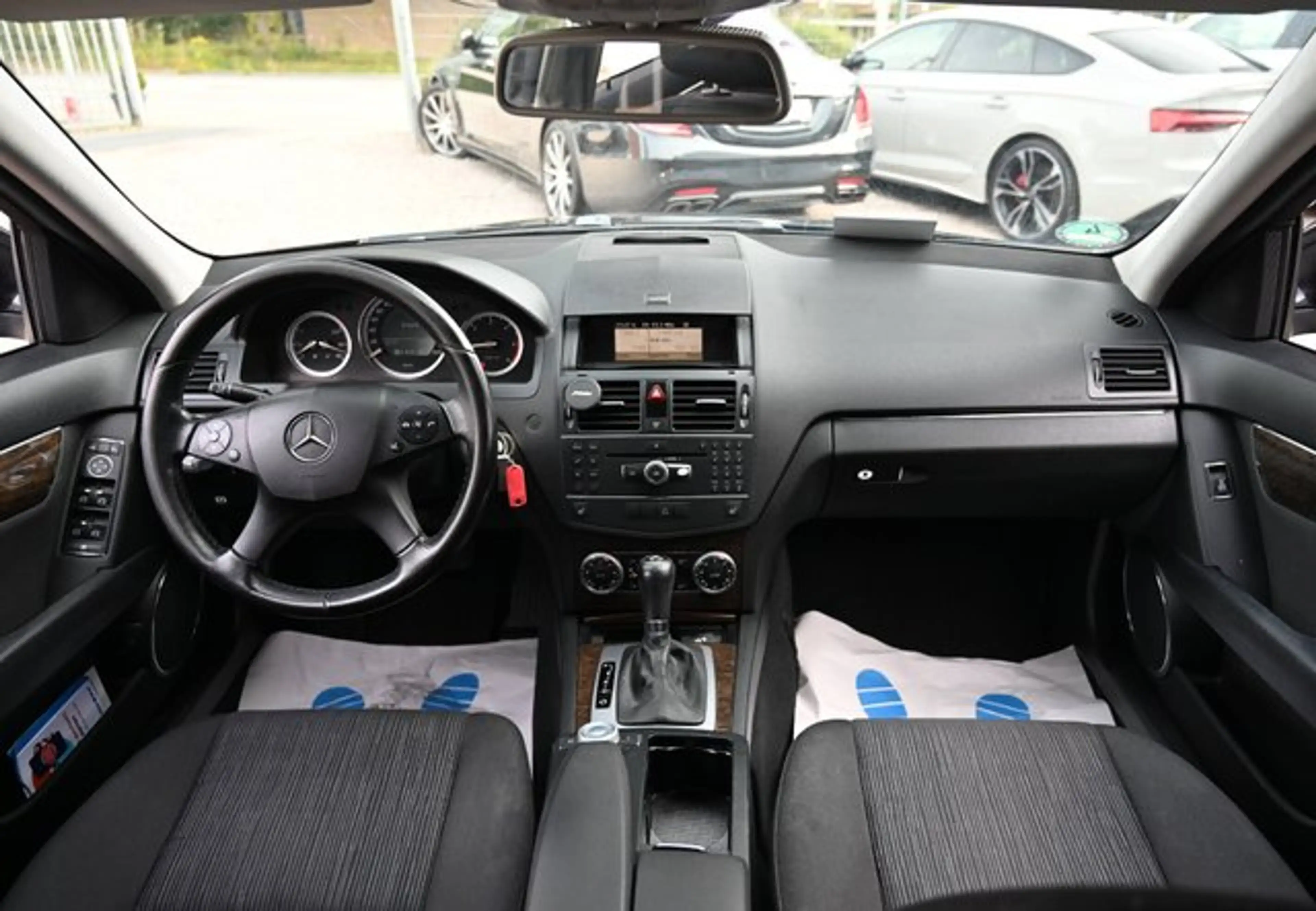 Mercedes-Benz C 220 CDI Automatik Navi*Klimaaut.*2xSHZ*PDC* — photo 6