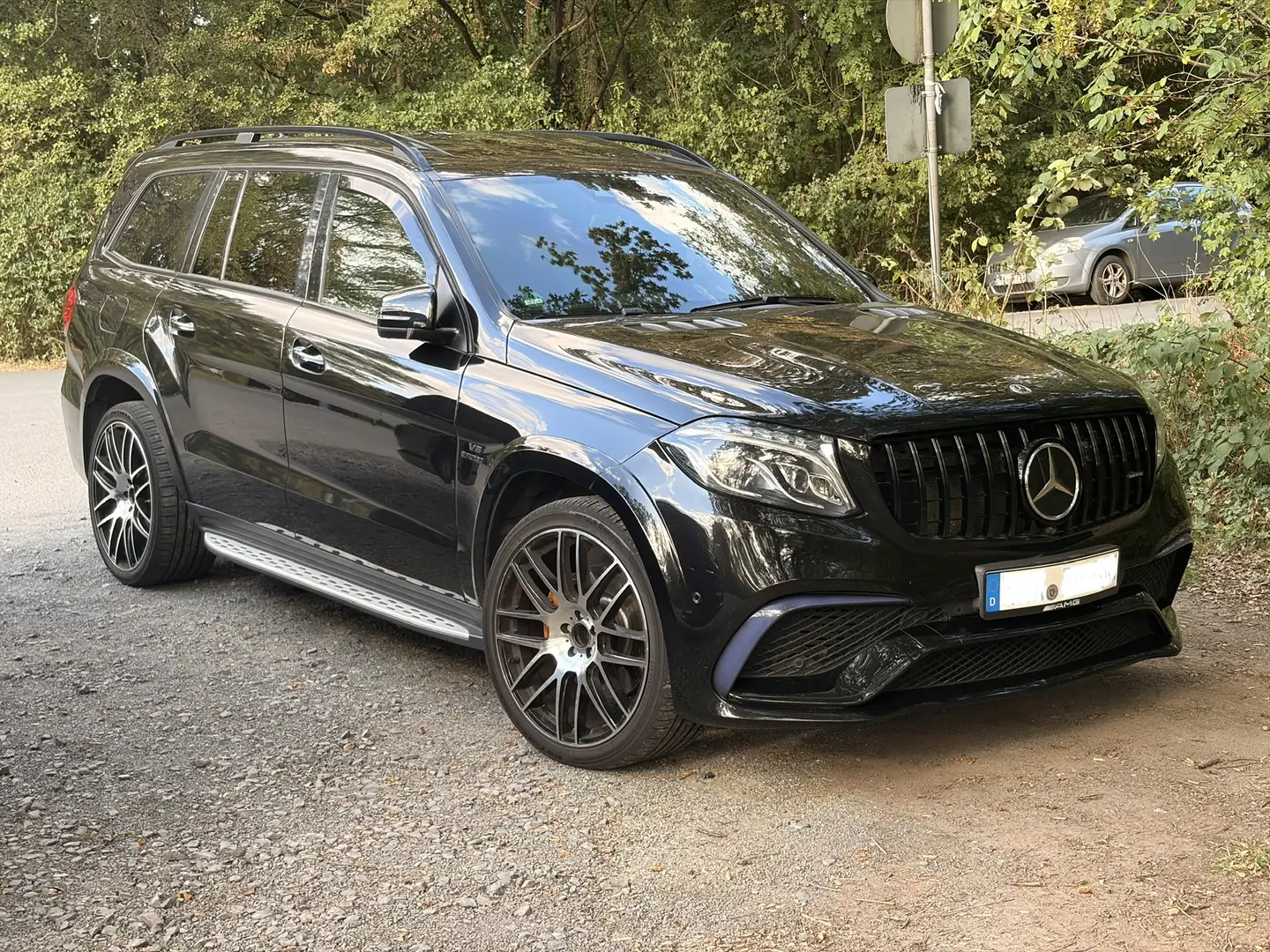 Mercedes-Benz GLS 500 MERCEDES GLS 500 V8 63 AMG Optik 22 Zoll VOLL TÜV Schwarz - 1
