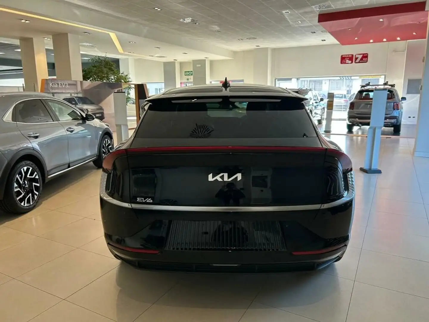 Kia EV6 77,4 kWh Air Special Edition rwd Nero - 2