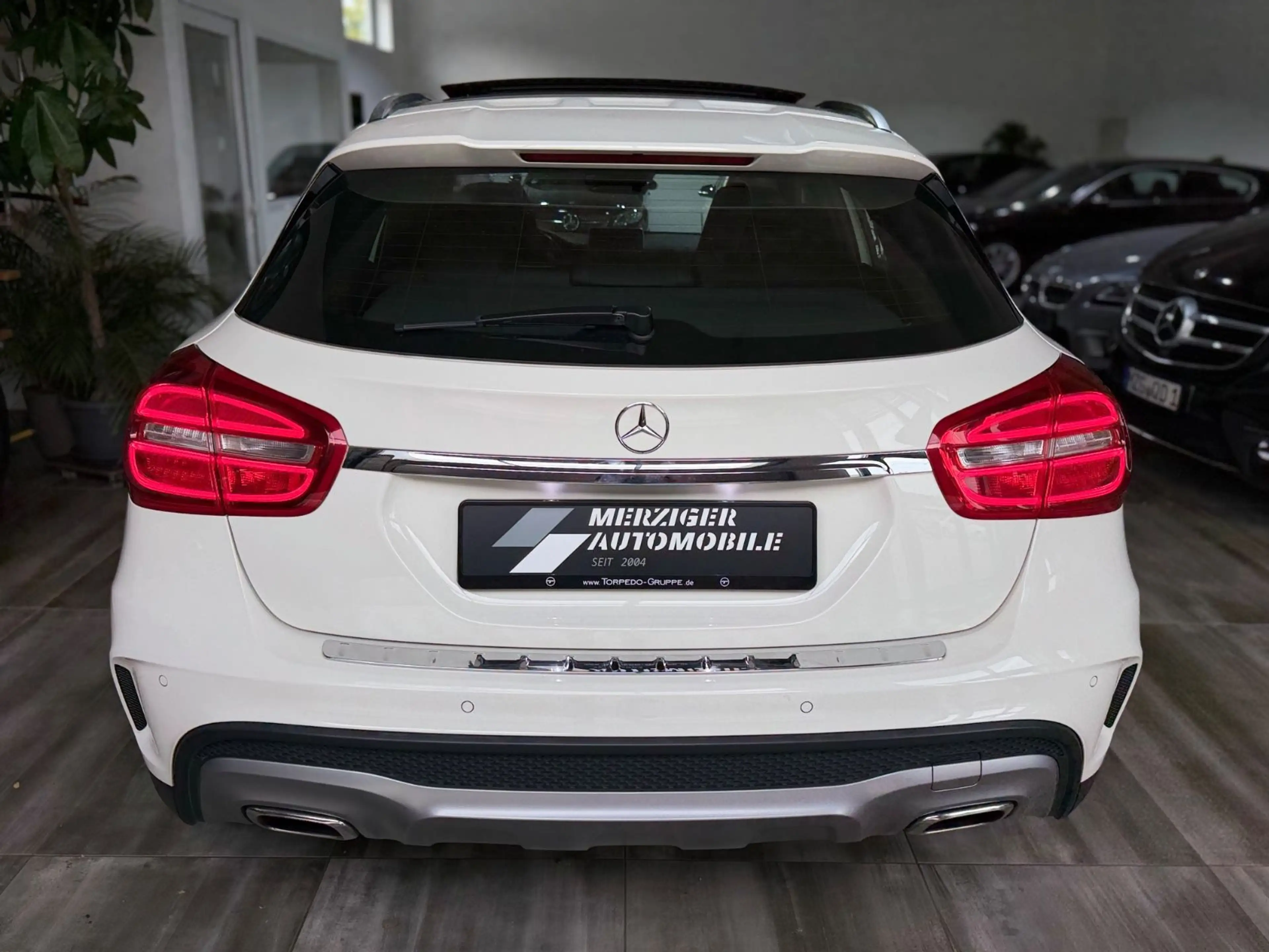 Mercedes-Benz GLA 200 CDI AMG Paket 4Matic — photo 5