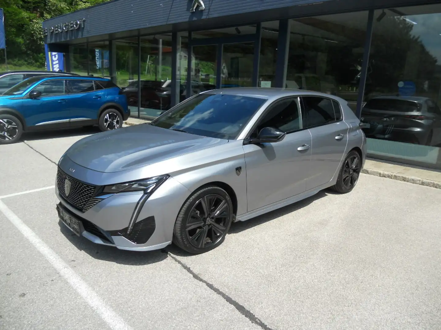 Peugeot 308 Hybrid 225 e-EAT8 GT Pack Grau - 1