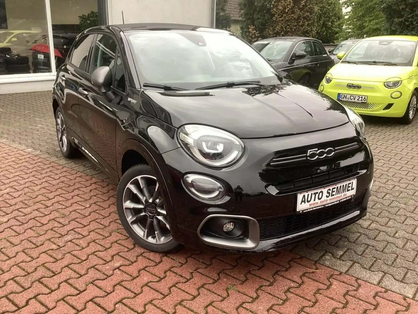 Fiat 500X Dolcevita Sport Hybrid 1.5 GSE 130PS Schwarz - 2