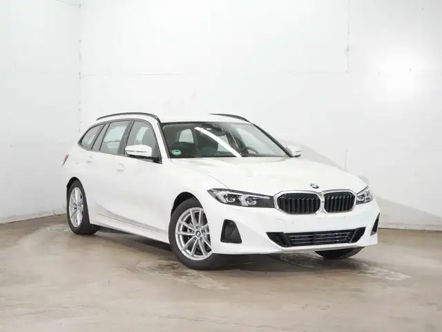 BMW 3 Series view 7