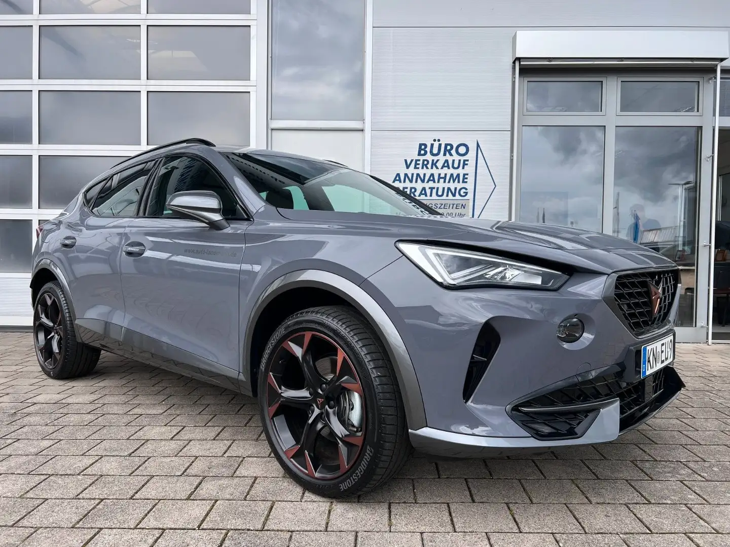 CUPRA Formentor 2.0 TSI DSG 4Drive V.-COCKP. AHK KAM Gris - 2