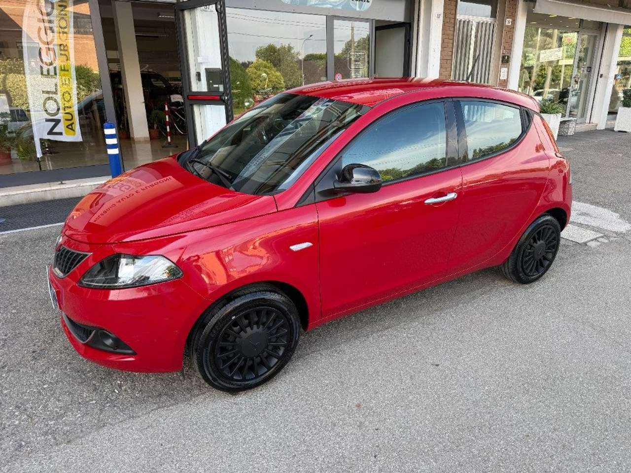 Lancia Ypsilon 1.0 FireFly 5 porte S&S Hybrid Ecochic Silver