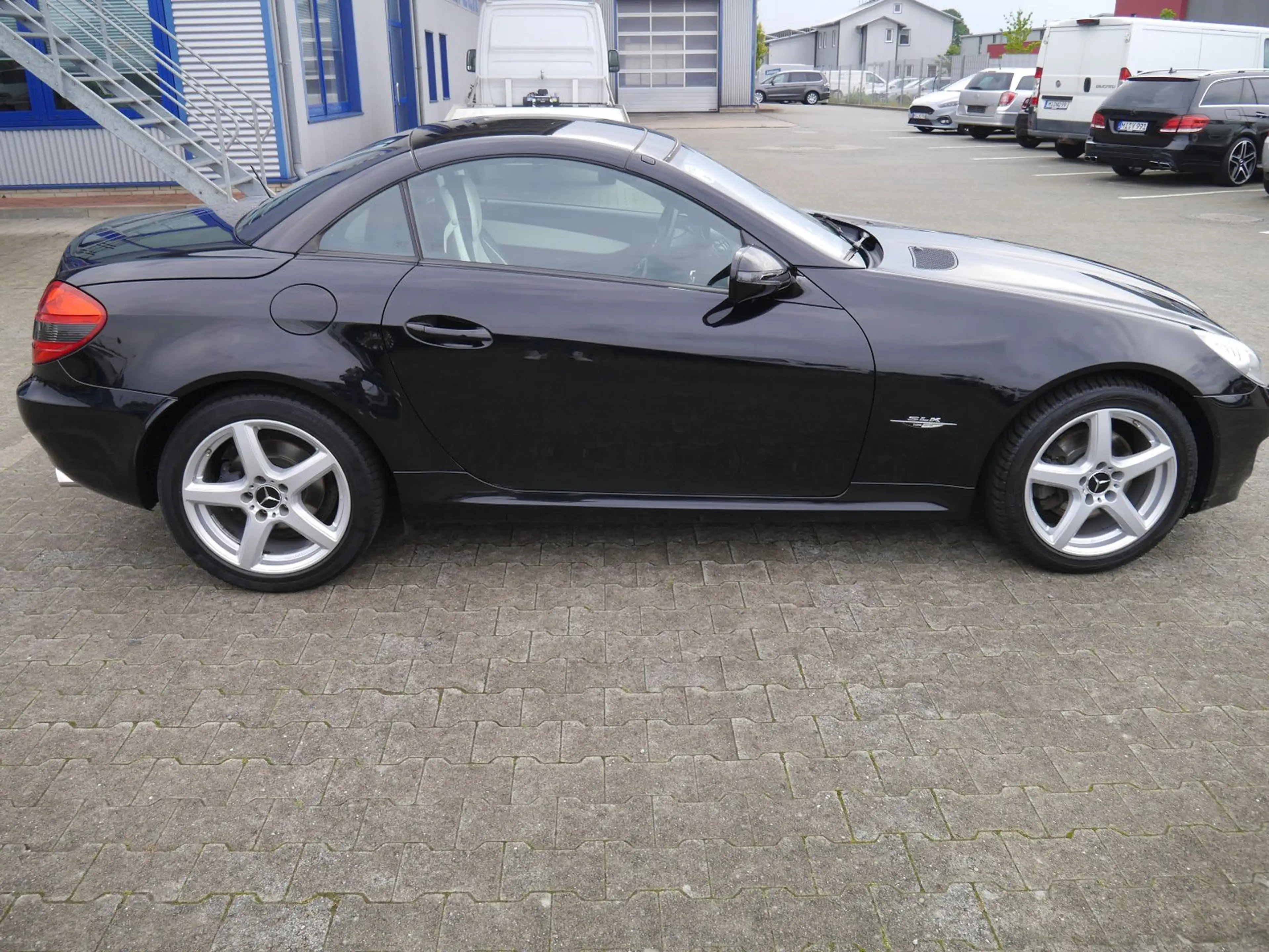 Mercedes-Benz SLK 200 K  2Look-Edition — photo 10