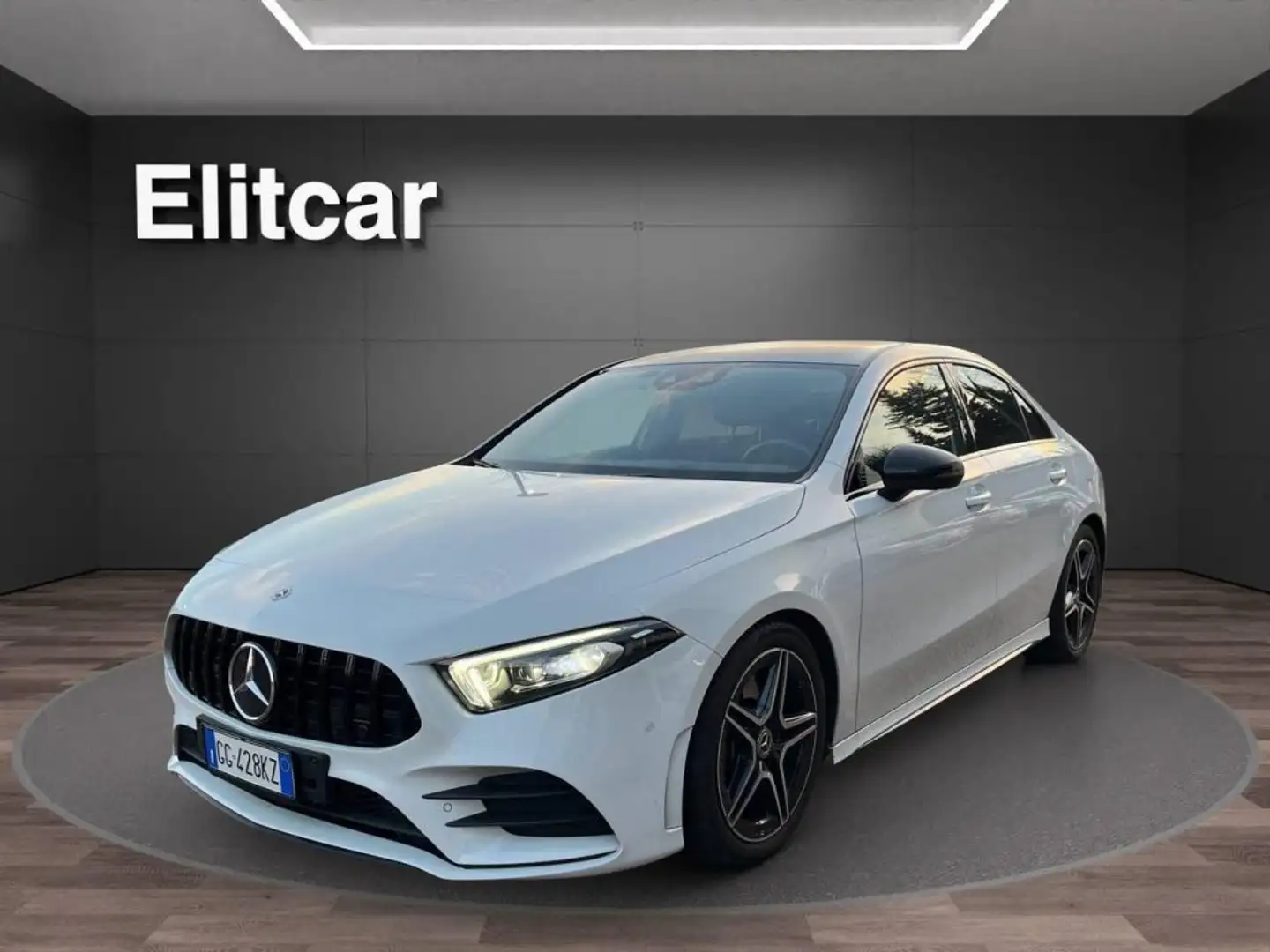Mercedes-Benz A 250 Automatic Premium Sedan Blanc - 1