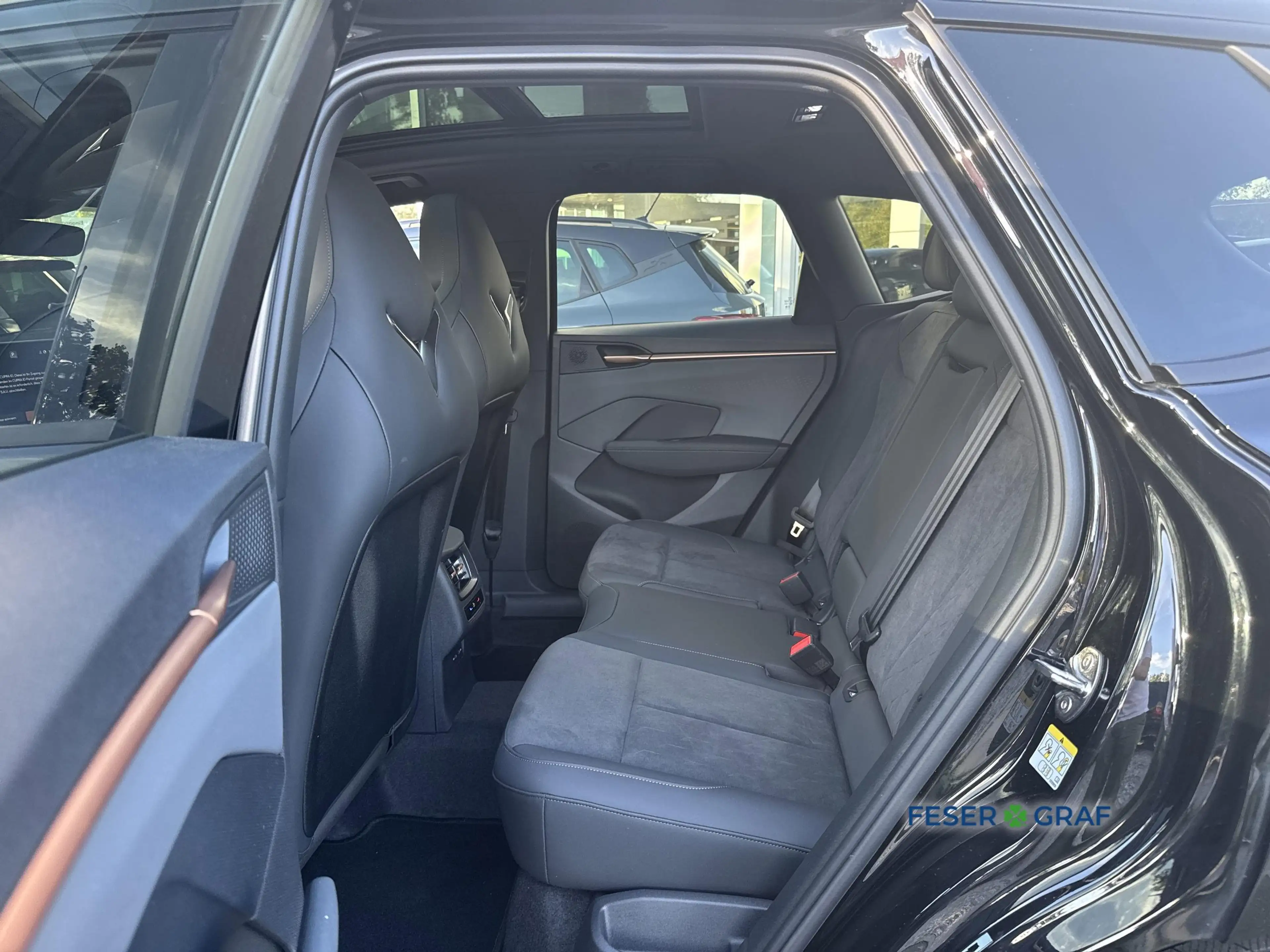CUPRA Terramar VZ TSI Pano Sennheiser HUD RFK Navi ACC — photo 8