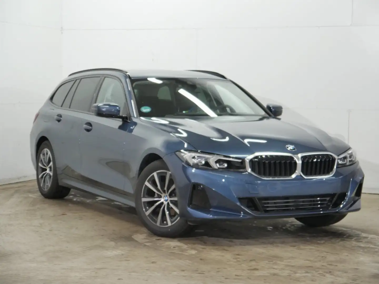 BMW 318 i Touring LED SpurAss HiFi Navi ParkAss RFK Bleu - 2