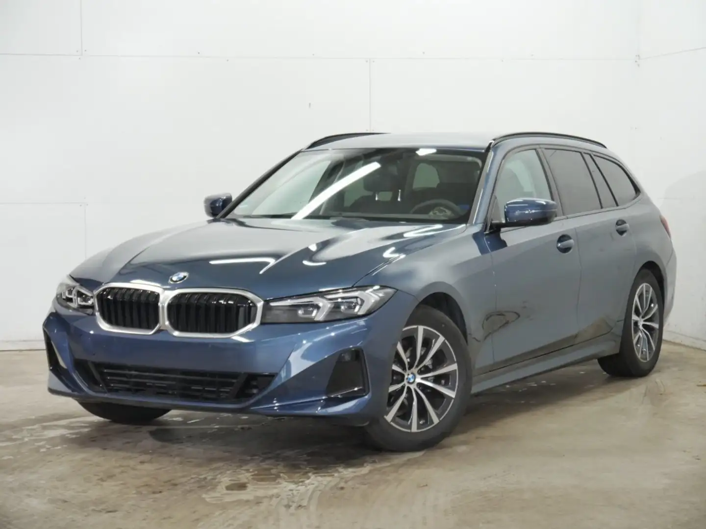 BMW 318 i Touring LED SpurAss HiFi Navi ParkAss RFK Bleu - 1