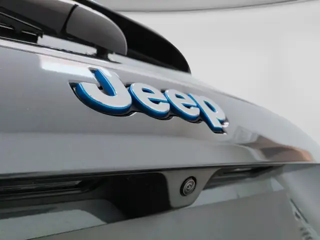 Jeep Compass view 3