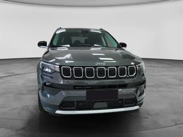 Jeep Compass view 2