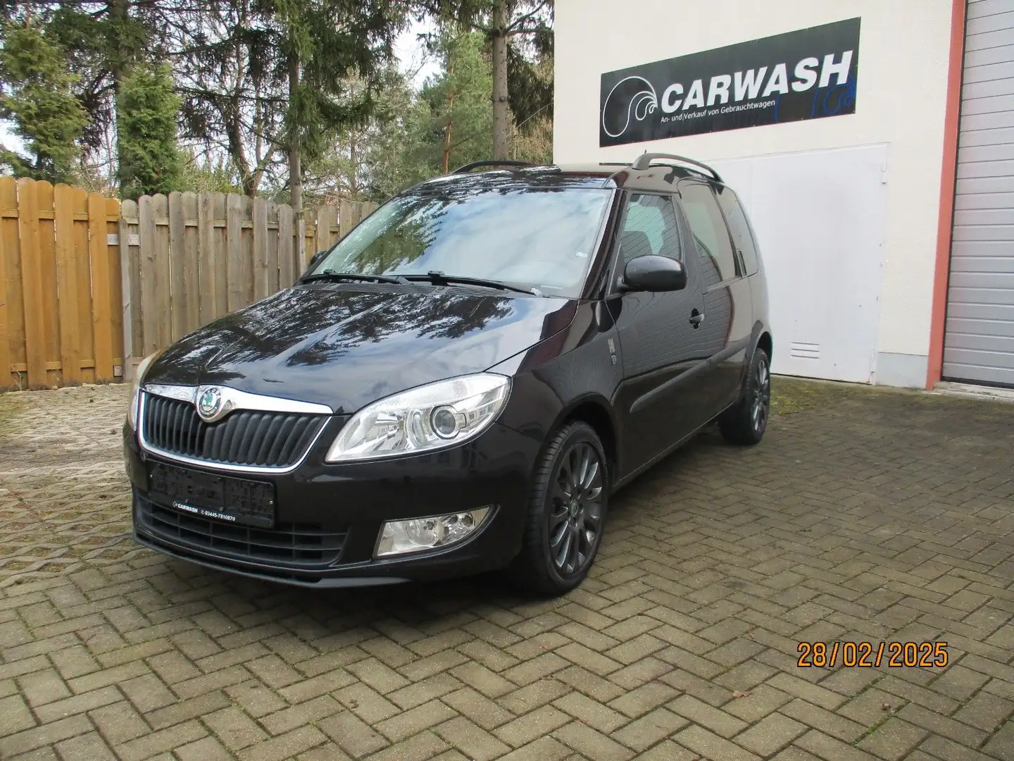 Skoda Roomster Family / PDC / SHZ / TÜV Neu Schwarz - 2