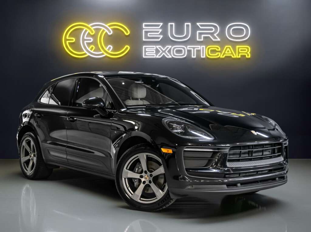 2022 Porsche Macan Macan AWD / Clean Carfax
