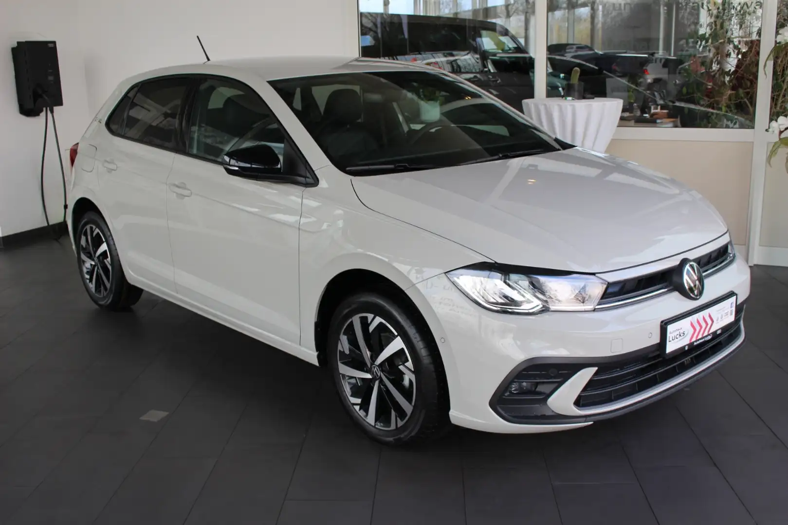 Volkswagen Polo Goal 1,0 l TSI DSG LED NAVI ACC Travel Assist Grau - 1