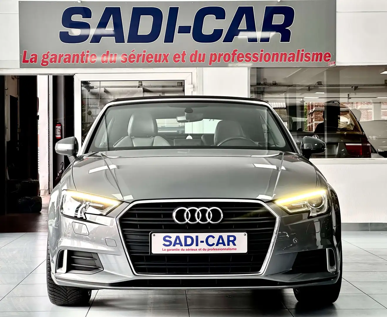 Audi A3 Cabriolet 35 TFSI - SPORT 1,5 TFSI 150cv Gris - 2