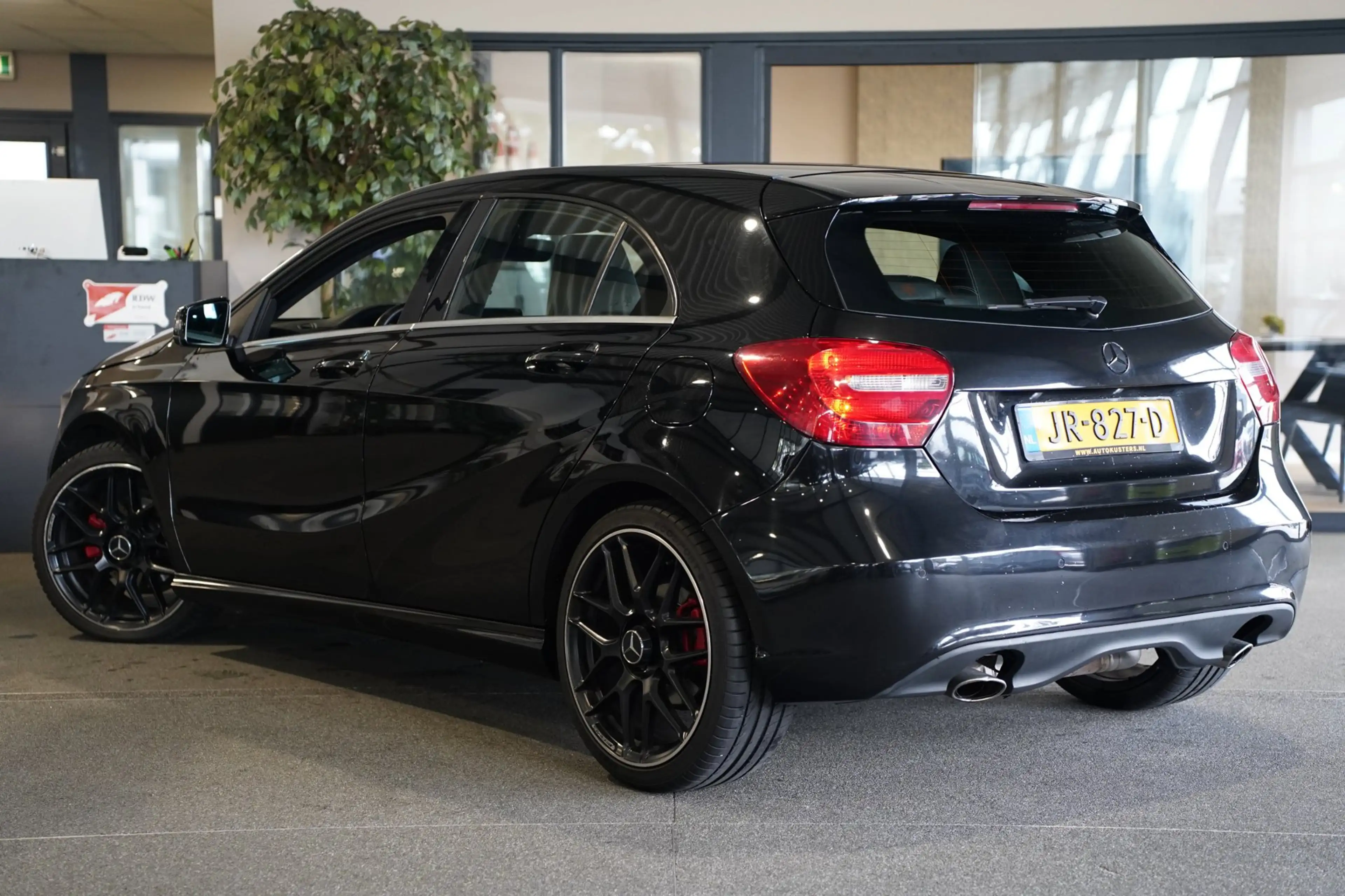 Mercedes-Benz A 180 Ambition DCT Navi Leder Apple Carplay Pdc Cruise — photo 6