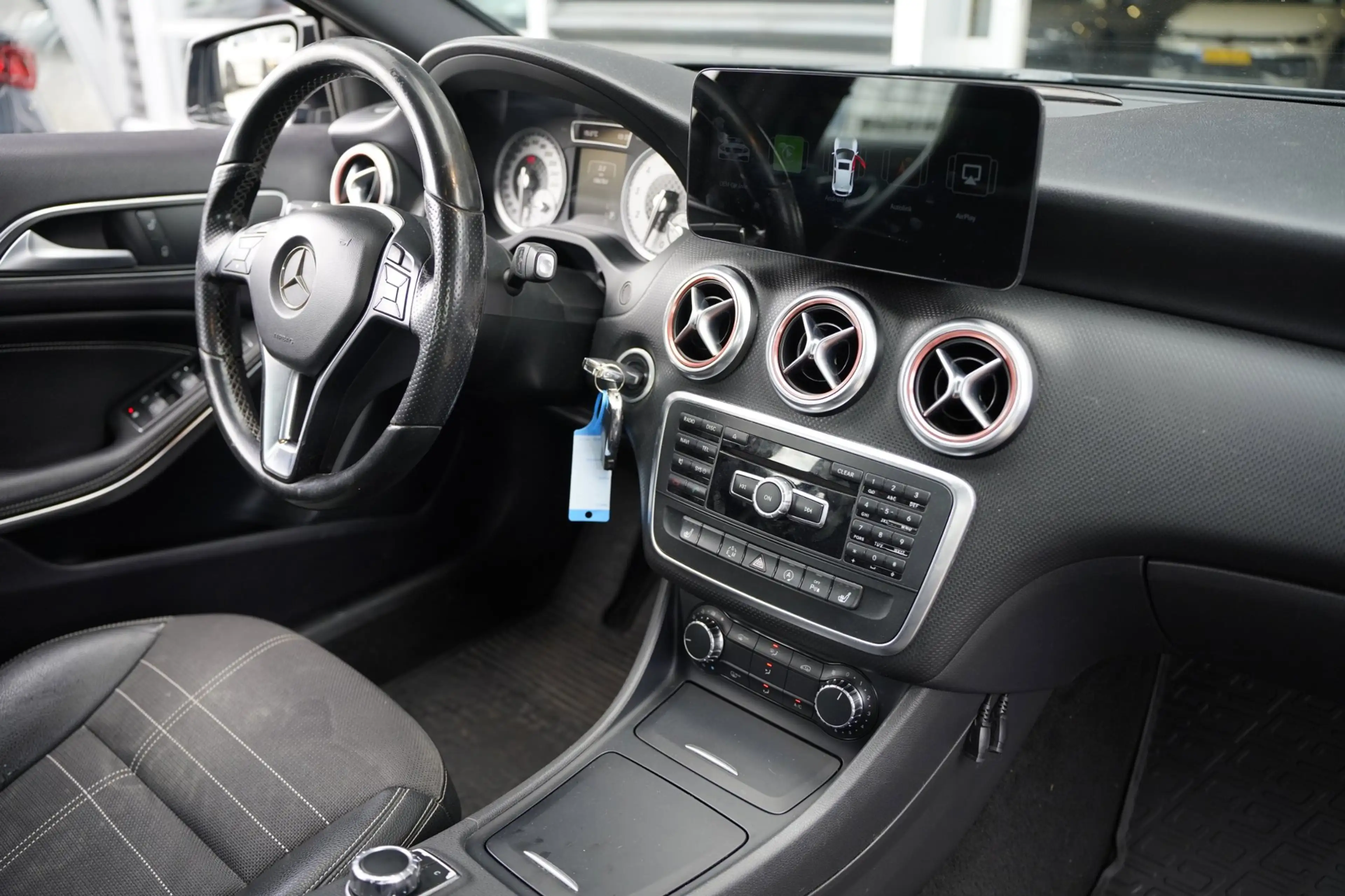 Mercedes-Benz A 180 Ambition DCT Navi Leder Apple Carplay Pdc Cruise — photo 15