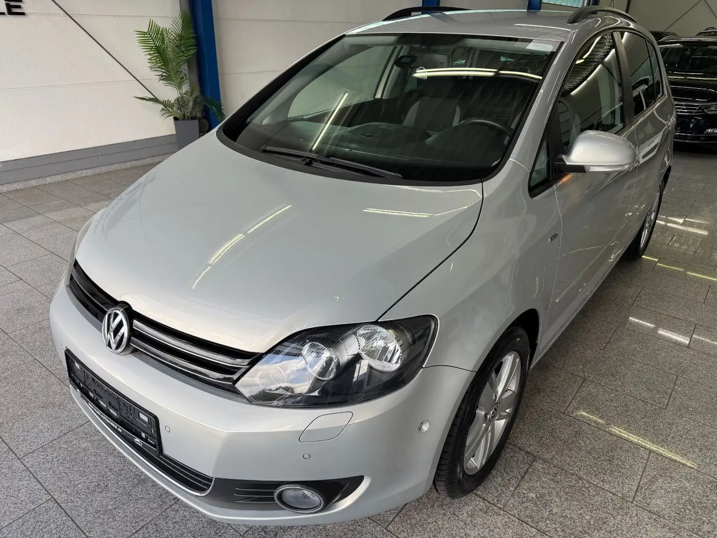 Volkswagen Golf Plus 1.4 TSI*LIFE*AUTOM*NAVI*AHK*SHZ*PDC Or - 2