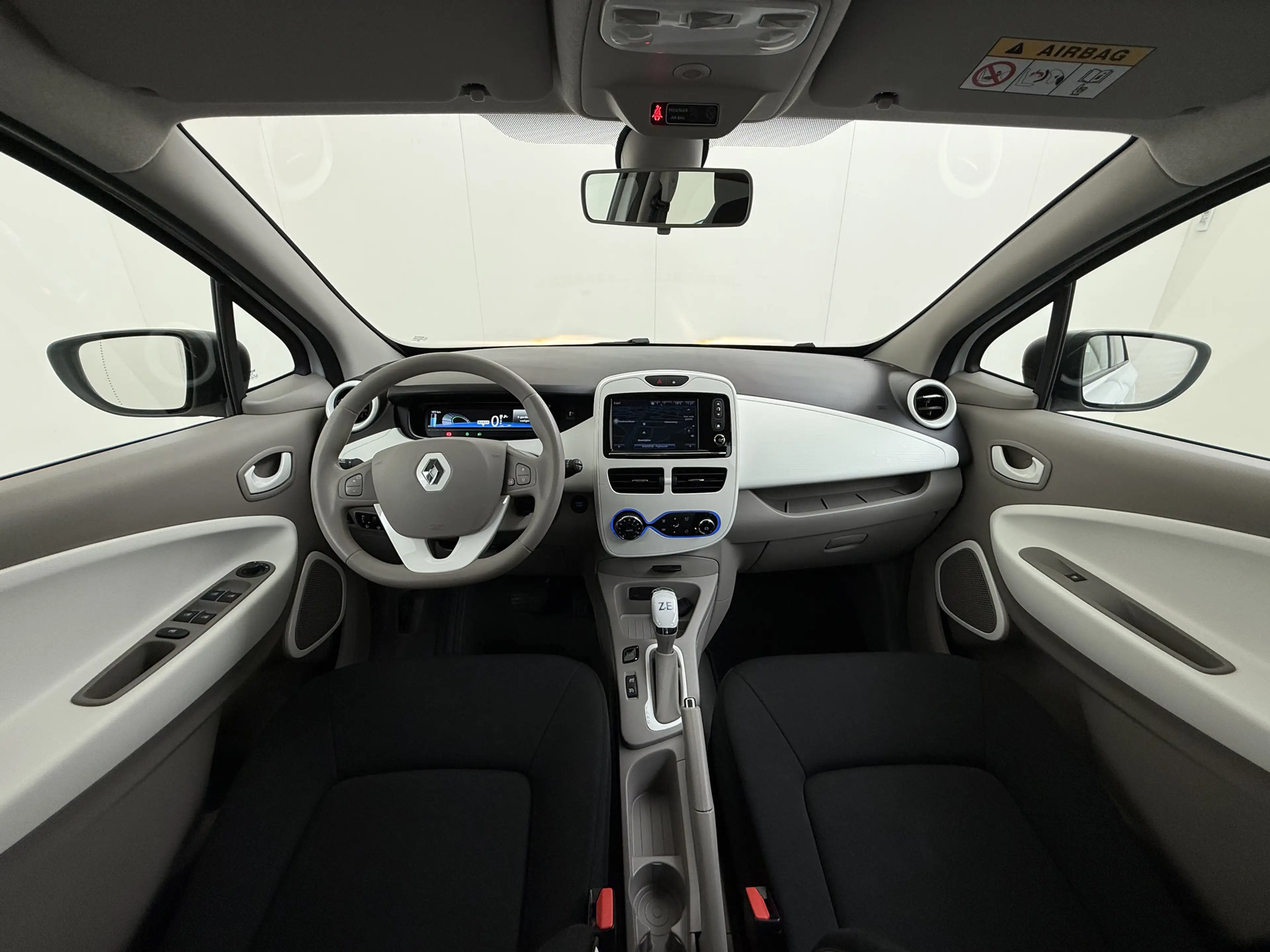 Renault ZOE R90 Life 41kWh Eigen Accu SOH 91% Navi Ecc Apple C — photo 3