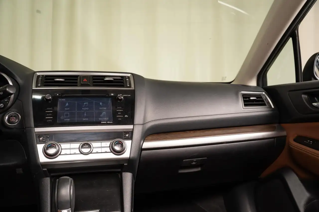 Subaru OUTBACK photo Subaru OUTBACK