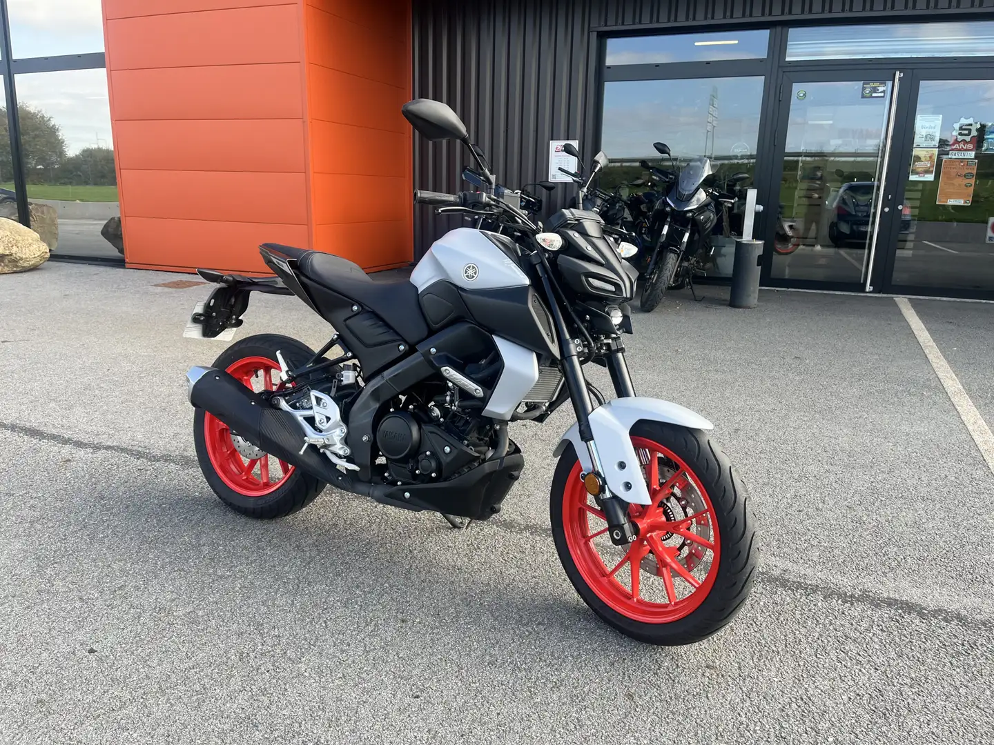 Yamaha MT-125 - 1