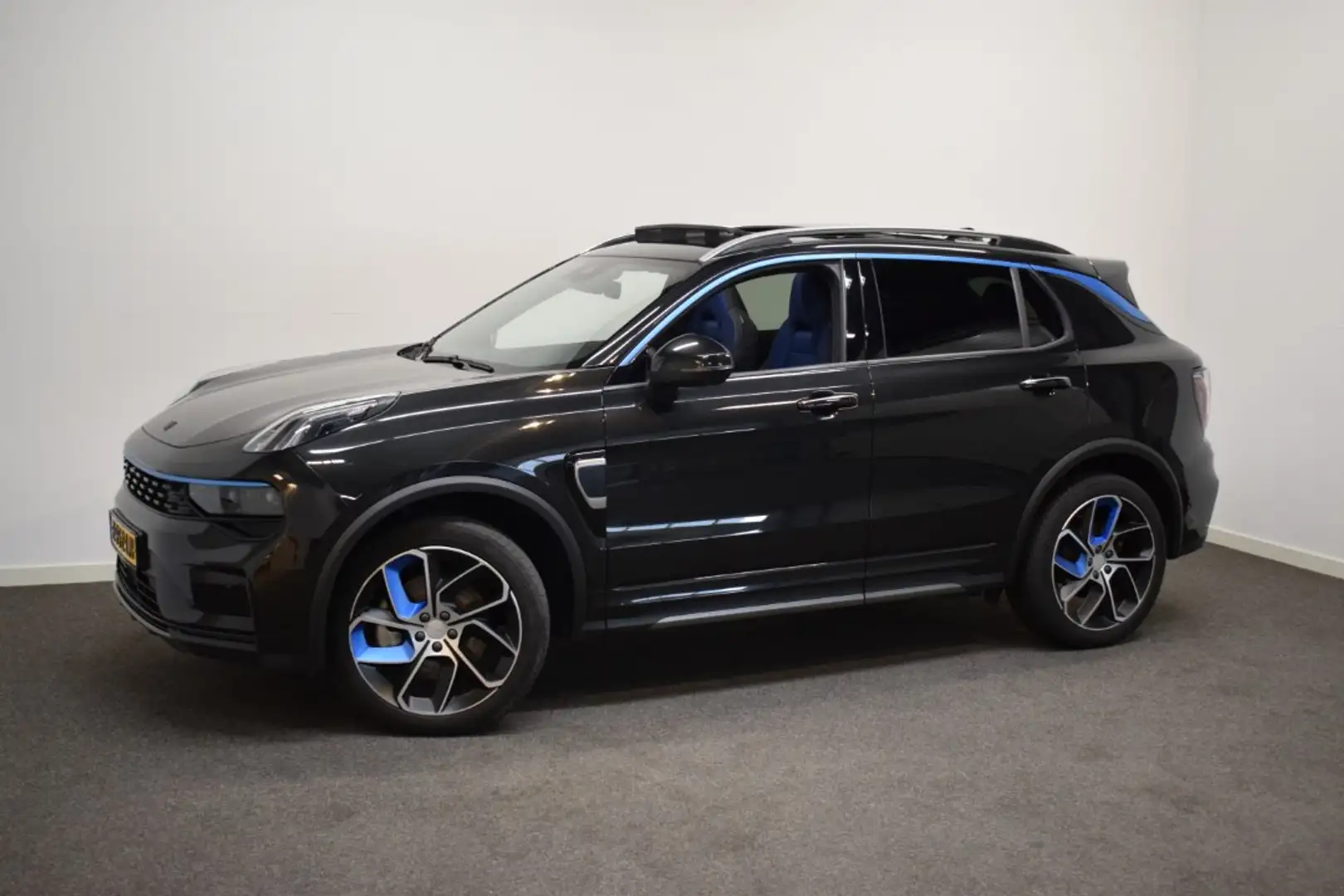 Lynk & Co 01 NED Auto 1.5 261pk AUT7 PHEV 72km Elec. Pano/ Adap Negro - 2