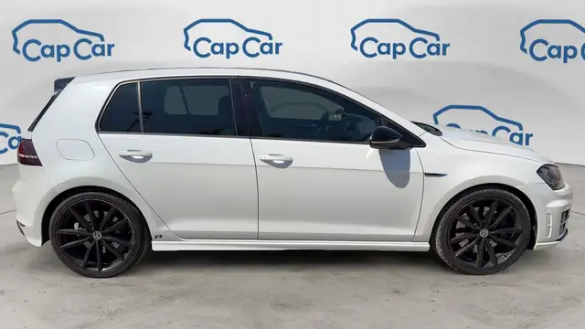 Volkswagen Golf view 4