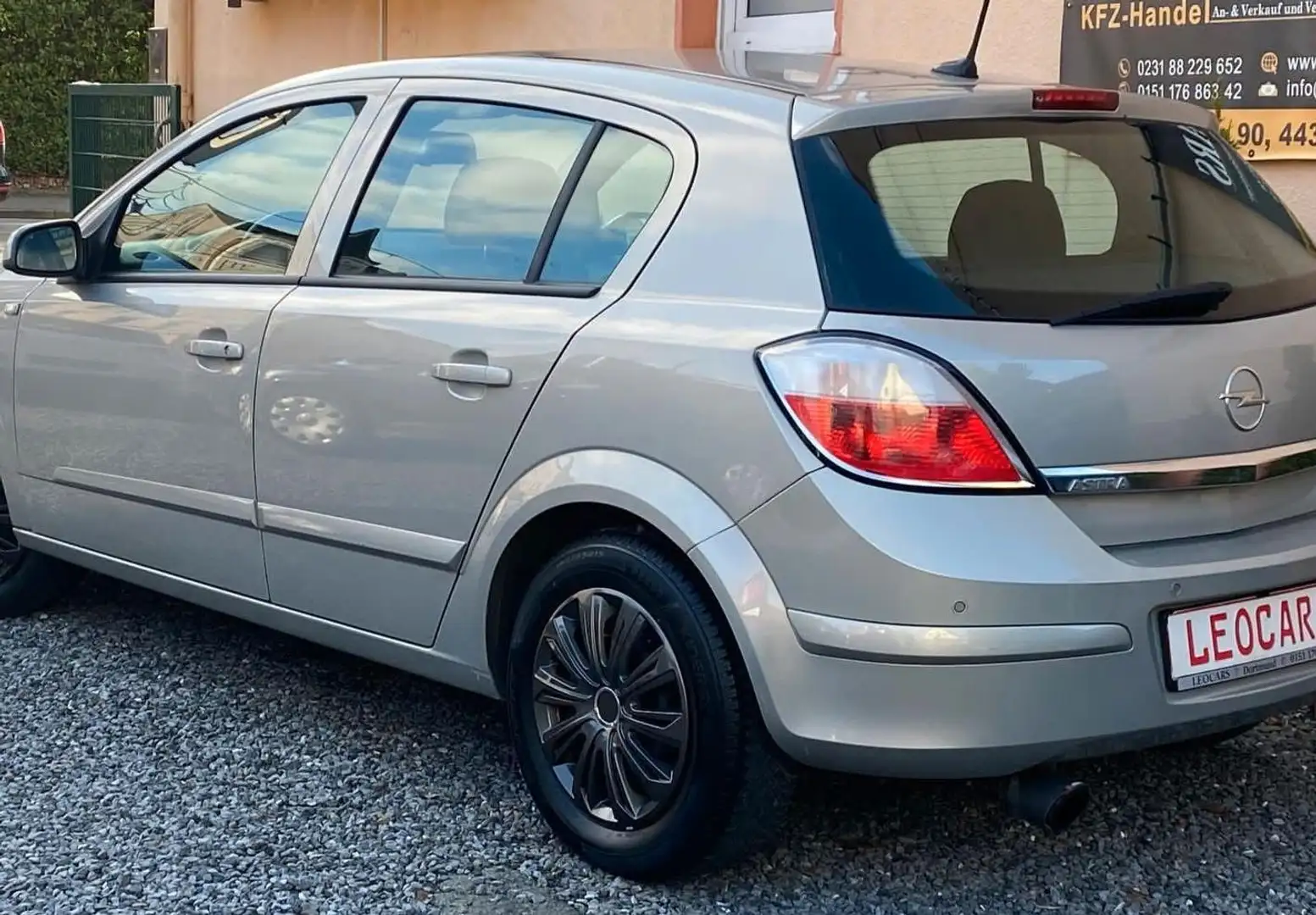 Opel Astra H Lim. Automatik, PDC, Tempomat - 2
