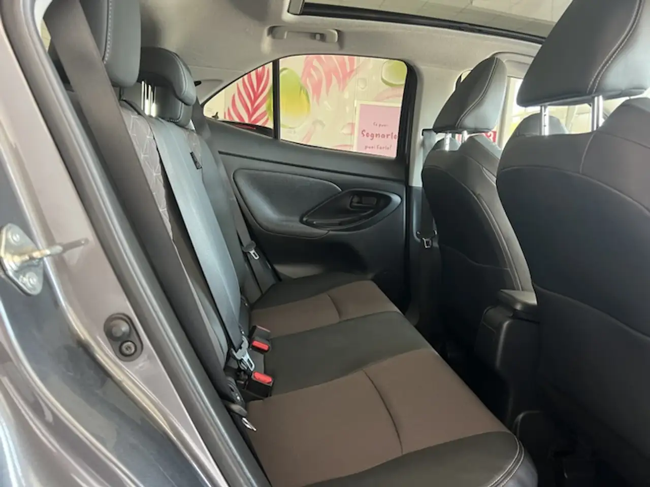 Toyota Yaris Cross 2022 1.5h Lounge fwd 116cv e-cvt SENZA OBBLIGO DI FINANZIAMENTO, миниатюра 6