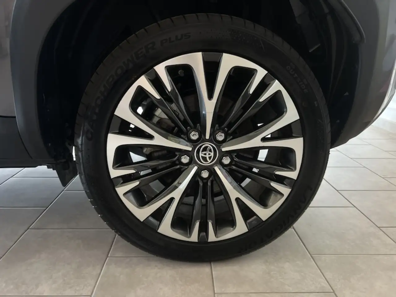 Toyota Yaris Cross 2022 1.5h Lounge fwd 116cv e-cvt SENZA OBBLIGO DI FINANZIAMENTO, миниатюра 24