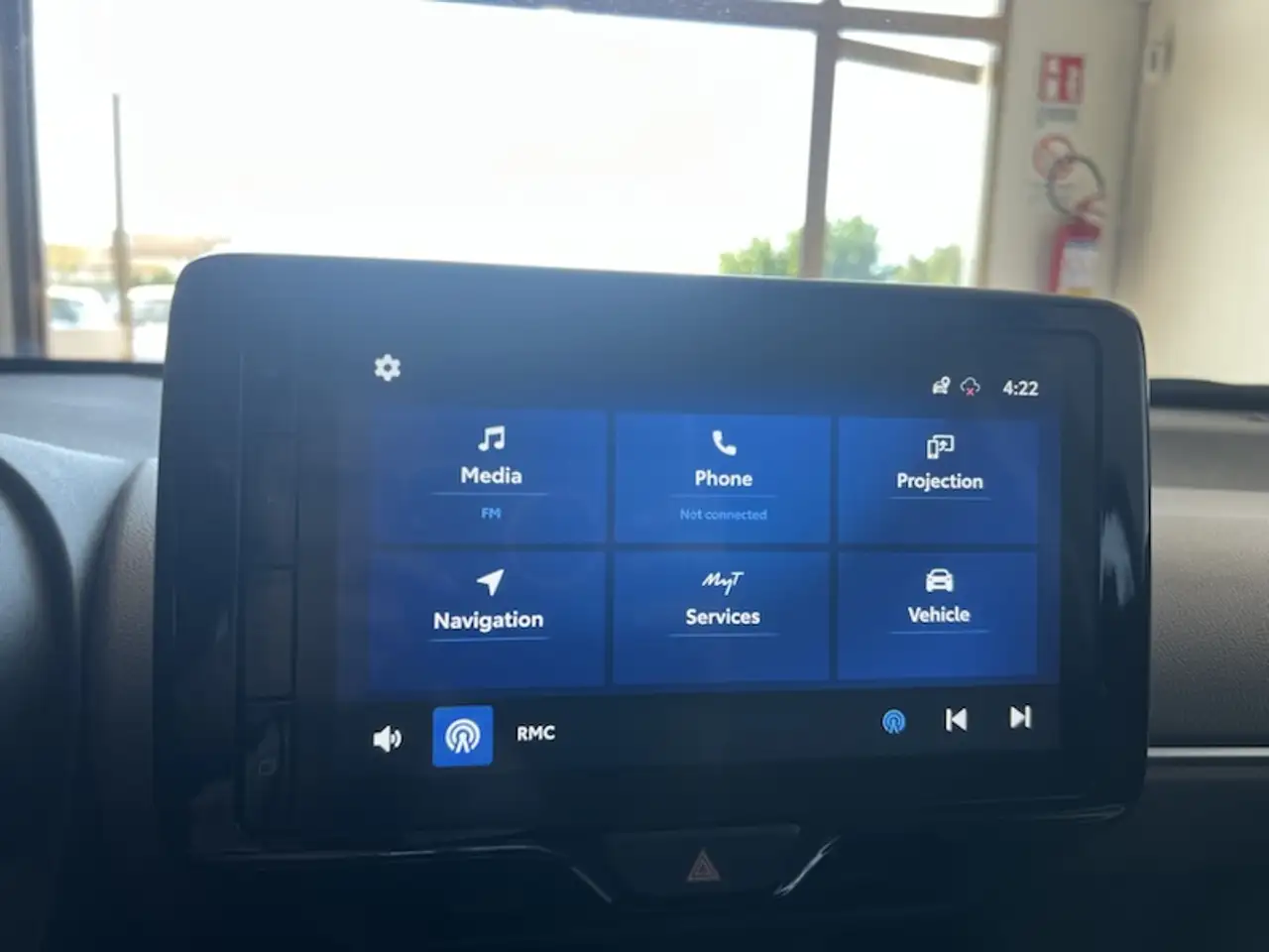 Toyota Yaris Cross 2022 1.5h Lounge fwd 116cv e-cvt SENZA OBBLIGO DI FINANZIAMENTO, миниатюра 13