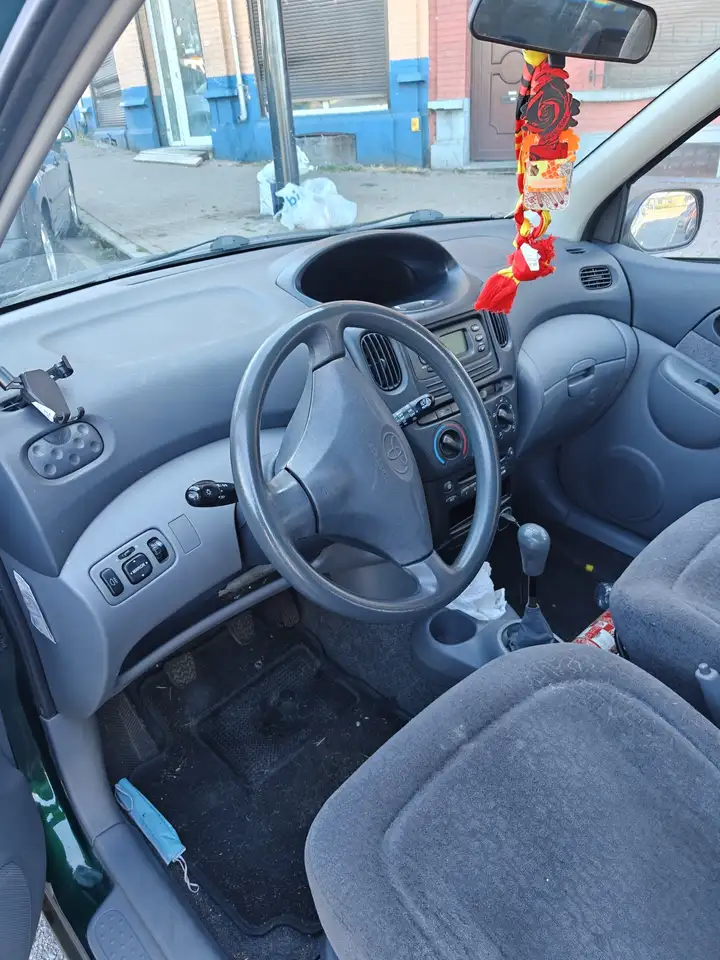 Toyota Yaris 1.3i 16v Linea Luna, foto 7