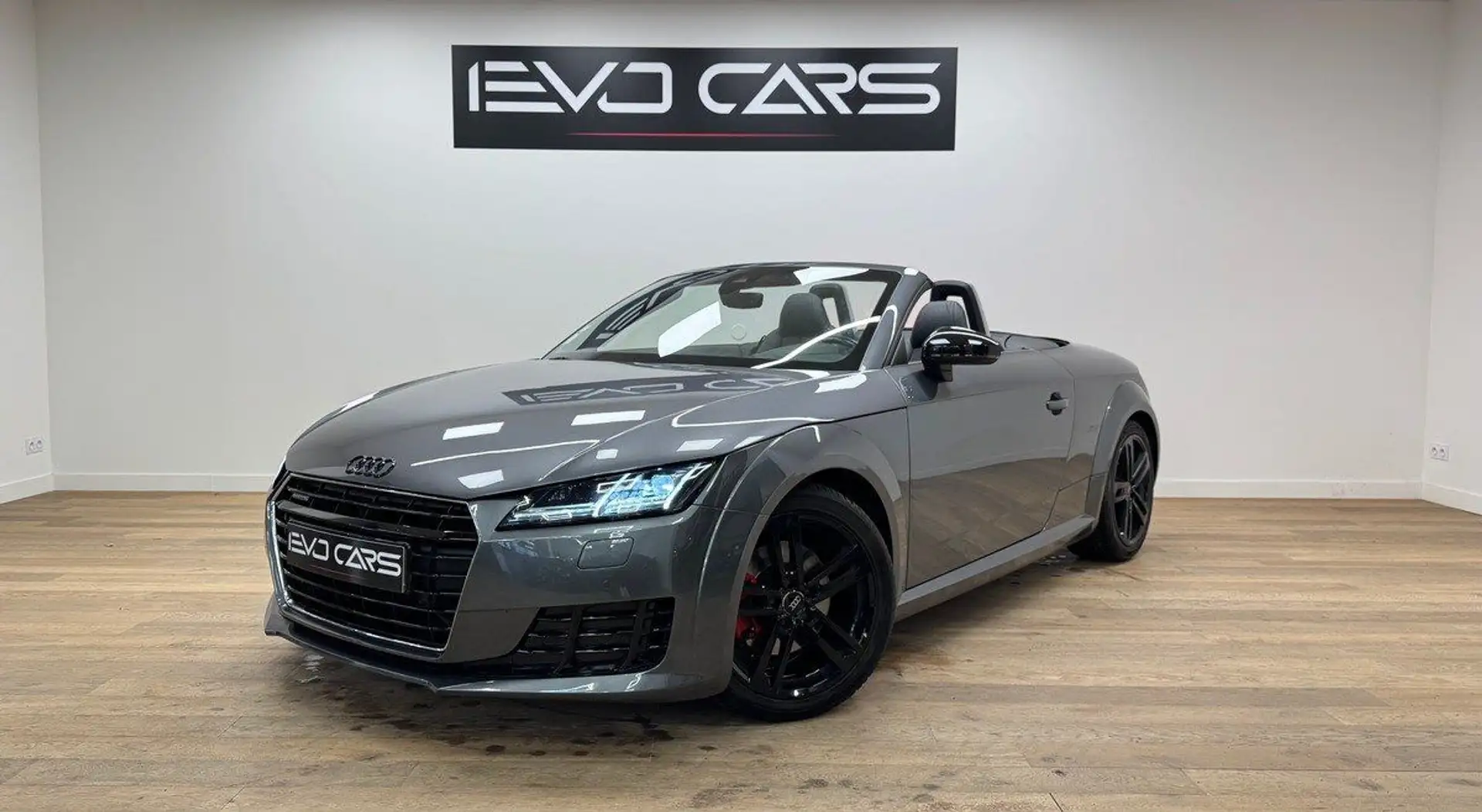 Audi TT Roadster 2.0 TDI 184 ch S-Line / Keyless / Drive s Gris - 1