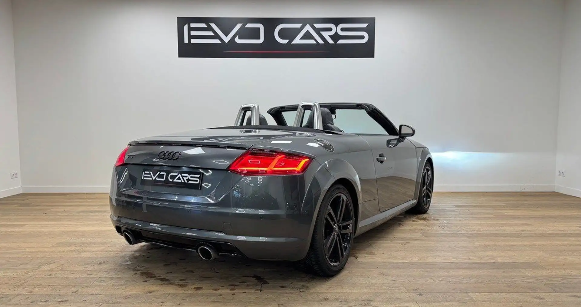 Audi TT Roadster 2.0 TDI 184 ch S-Line / Keyless / Drive s Gris - 2