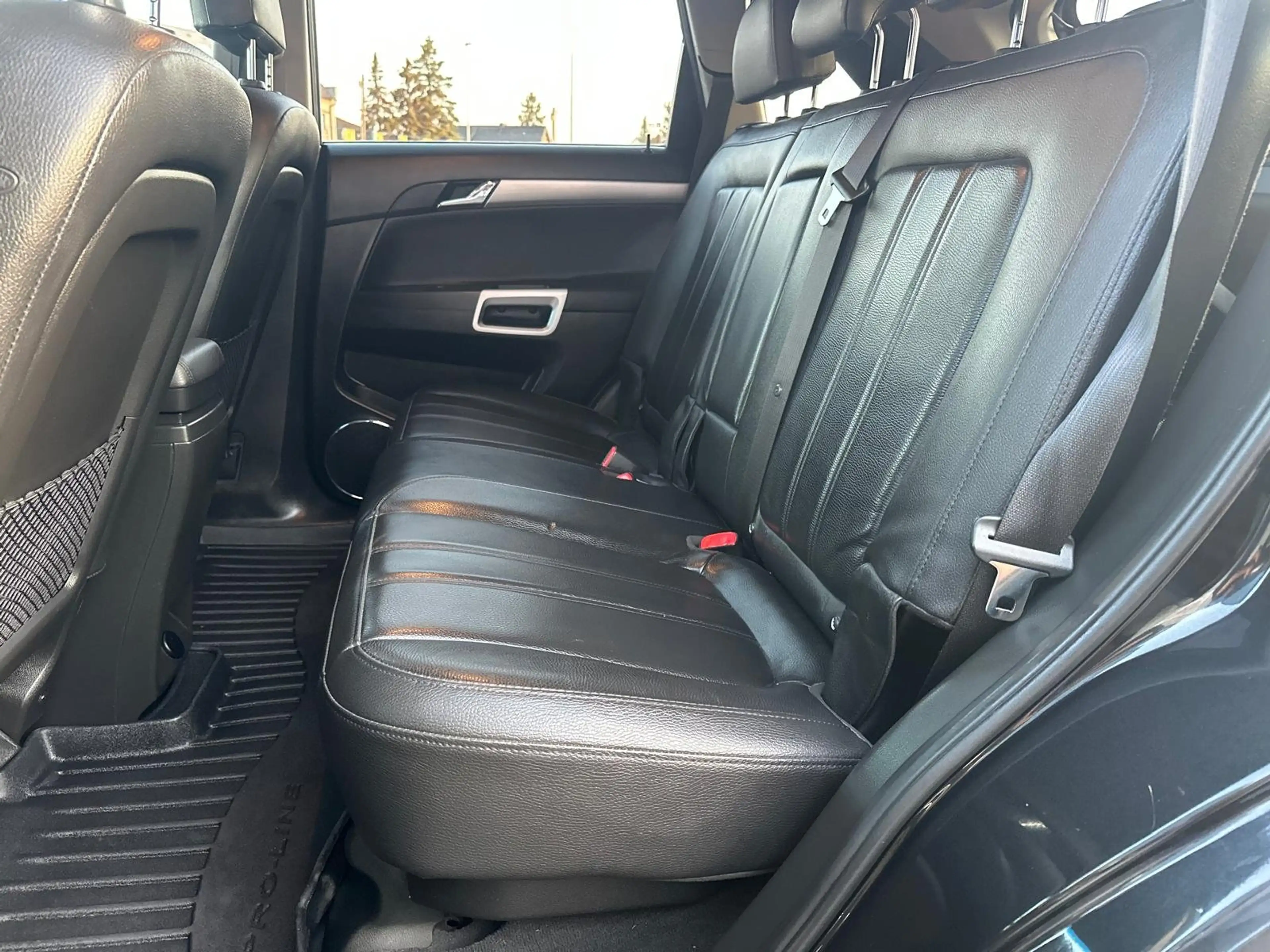 Opel Antara 2.0CDTI 170PS Cosmo 4x4 *Leder*Navi*Xenon* — photo 12