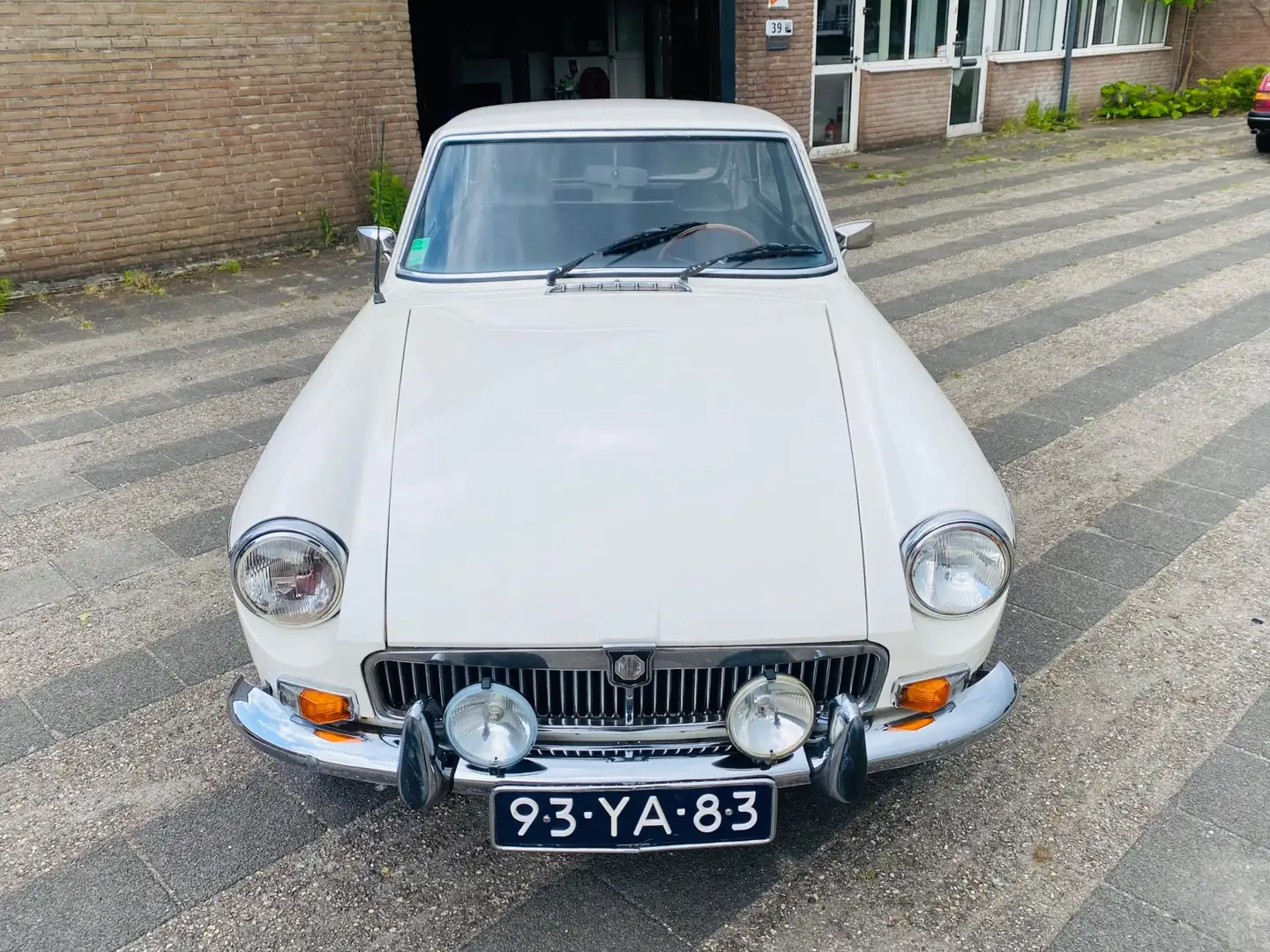 MG B type 1.8 GT 1976 met overdrive Blanco - 2