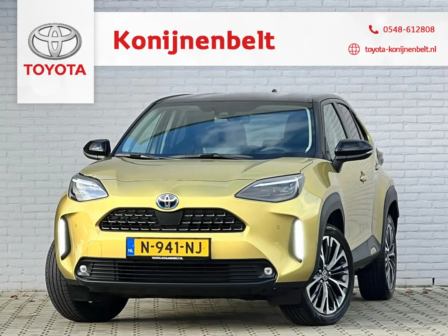 Toyota Yaris Cross 1.5 Hybrid Executive Automaat Geel - 1