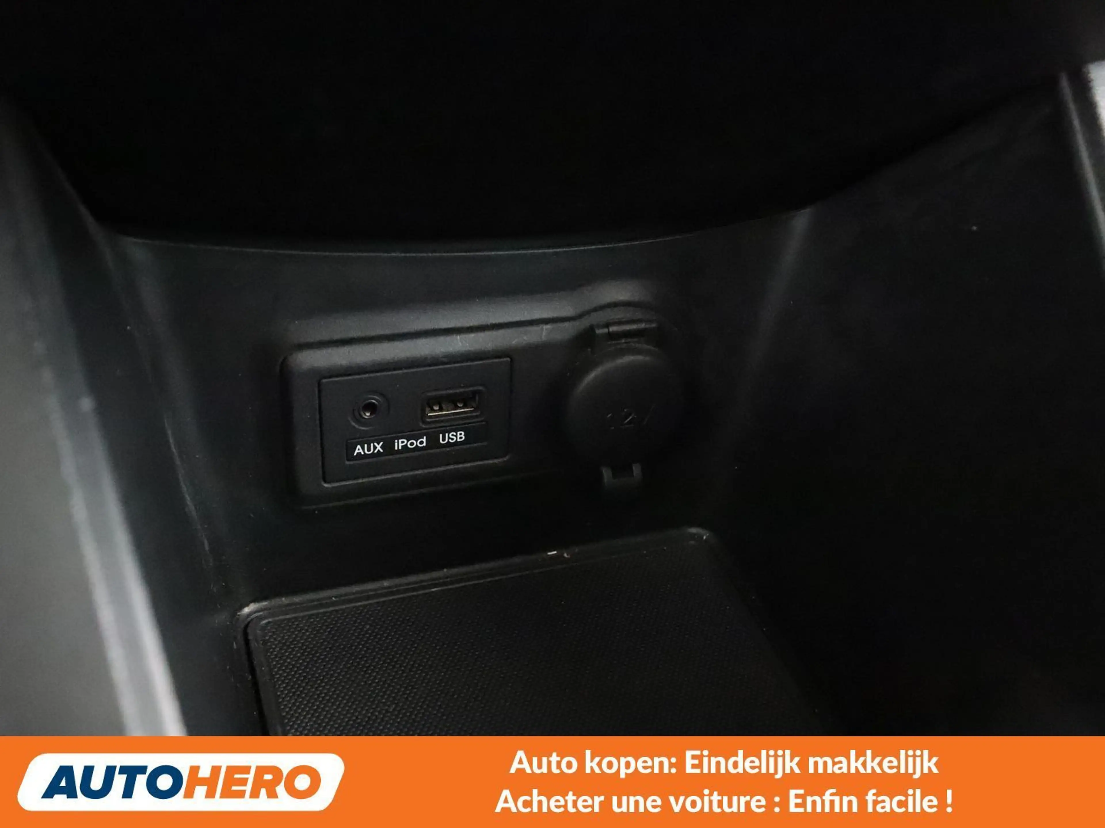 Kia Venga 1.4 Attract — photo 13
