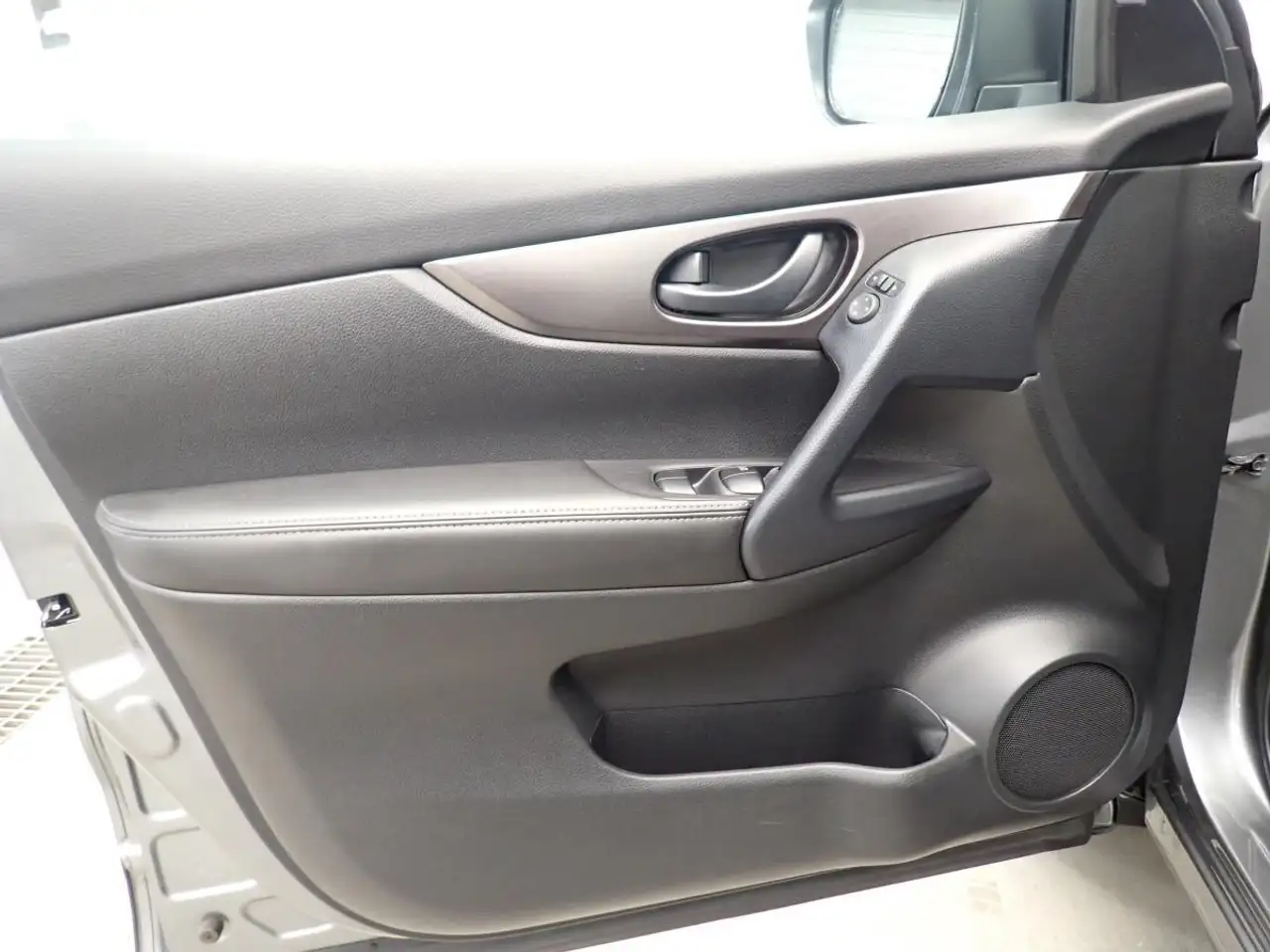 Nissan Qashqai снимка Nissan Qashqai