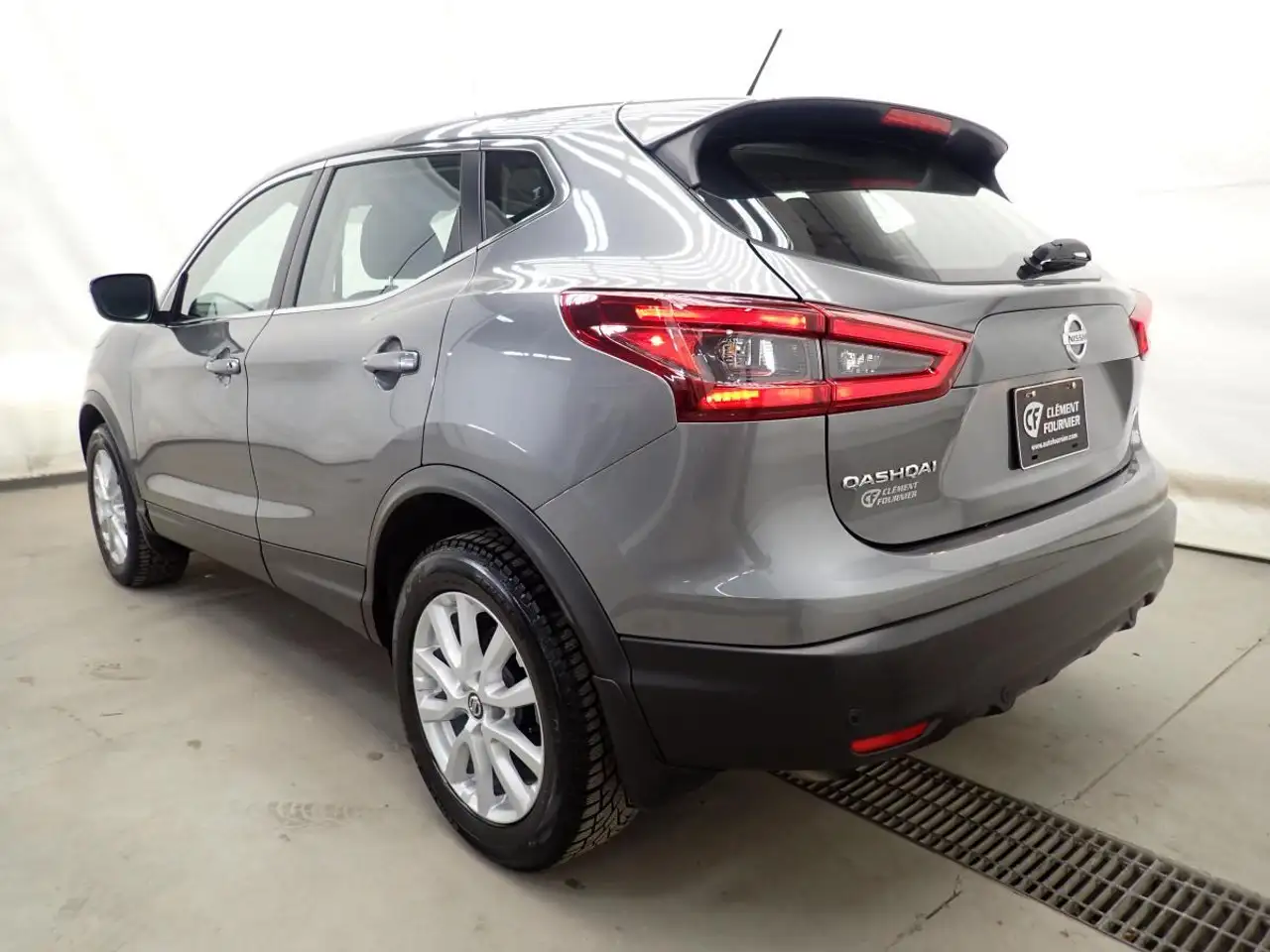 Nissan Qashqai снимка Nissan Qashqai