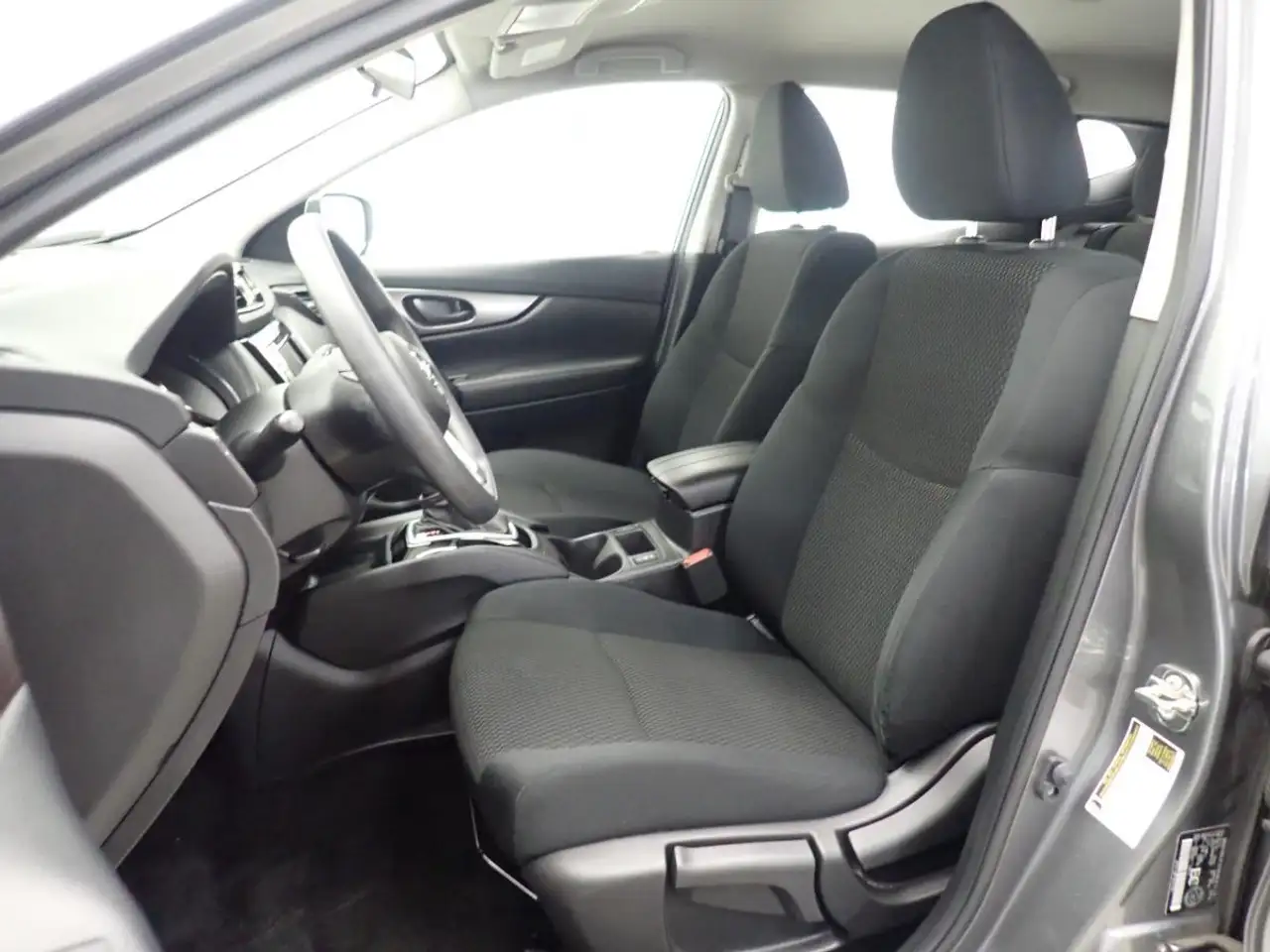 Nissan Qashqai снимка Nissan Qashqai
